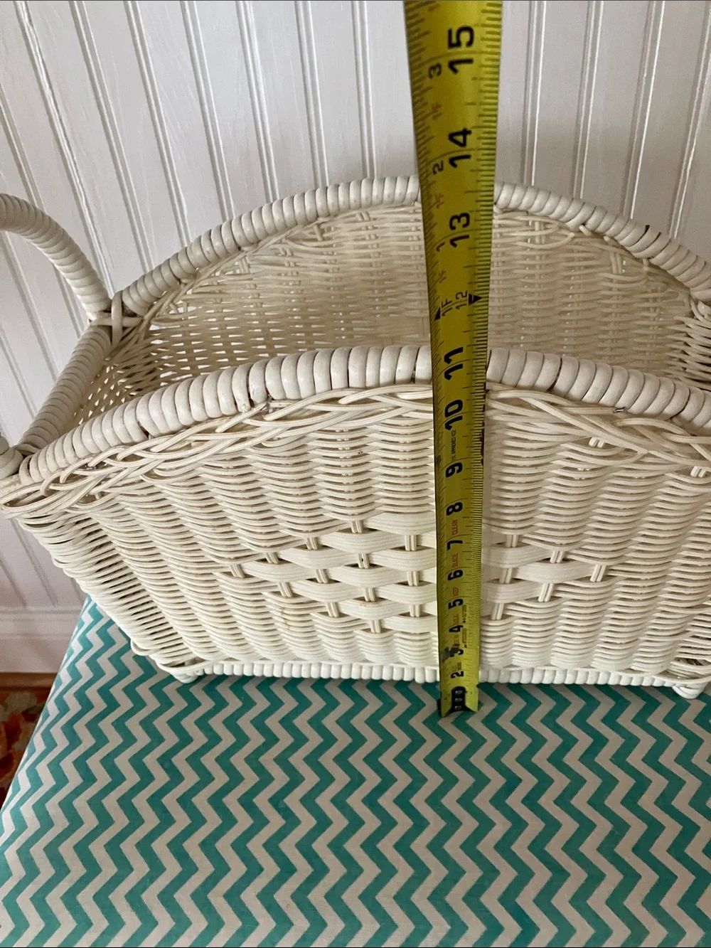 Boho Style White Wicker Magazine/Storage Rack, Weatherproof - Picture 7 of 11